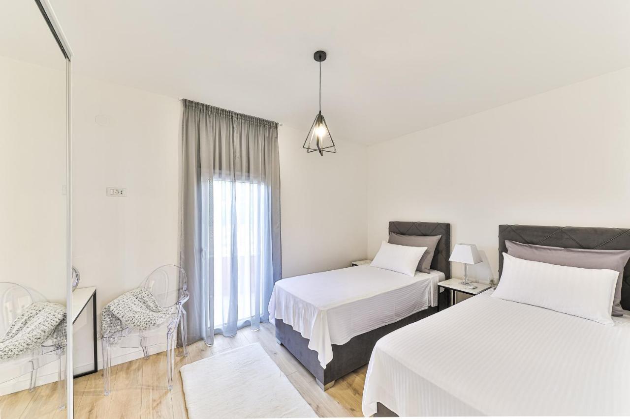 Apartmani Ana Kastela Luaran gambar